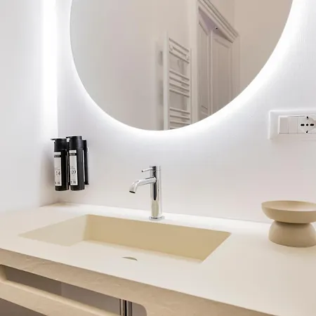 Relstay - Assarotti Suites Genoa Exterior photo