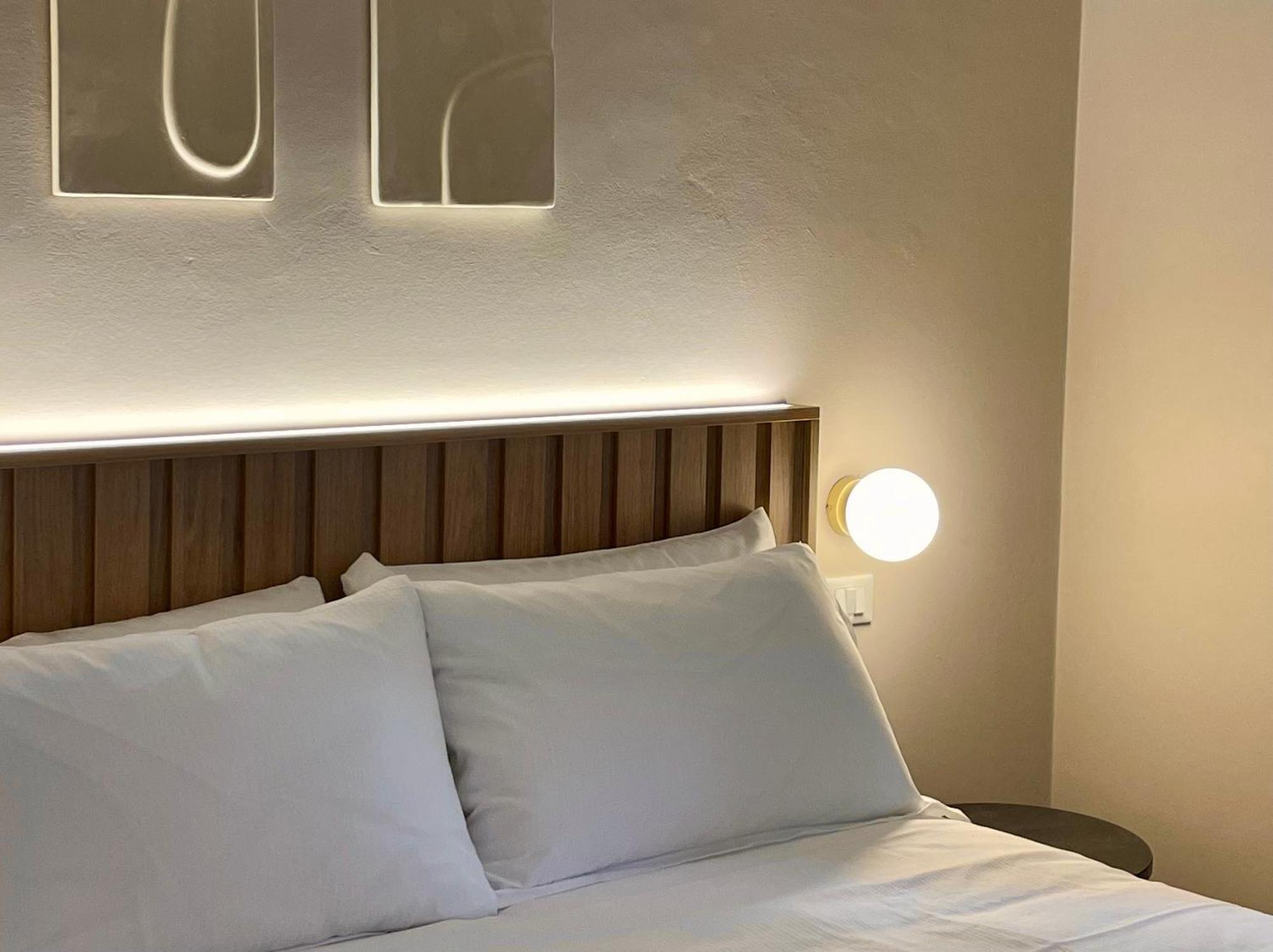 Relstay - Assarotti Appartement *